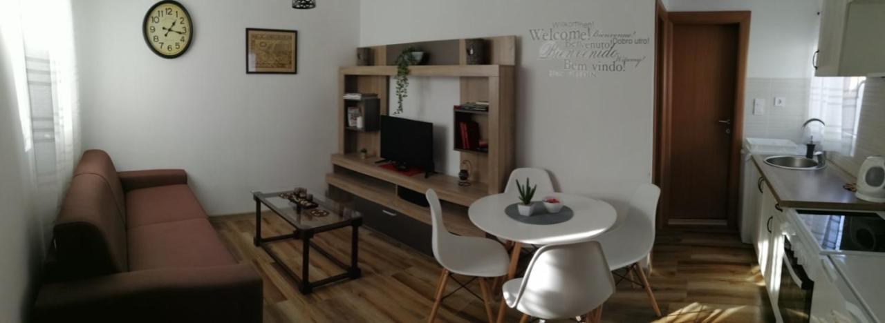 Apartman Gust Herceg Novi Exteriör bild